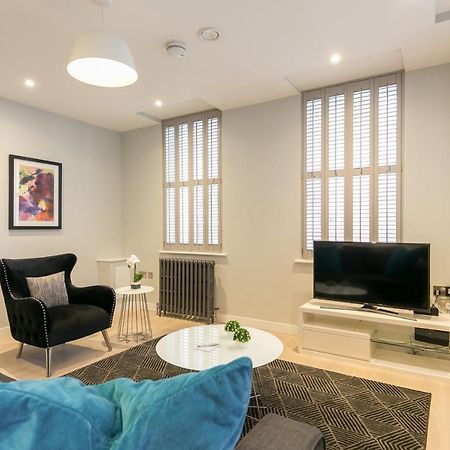 Urban Chic - Wellington Apartment Лондон Екстериор снимка