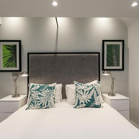 Urban Chic - Wellington Apartment Лондон Екстериор снимка