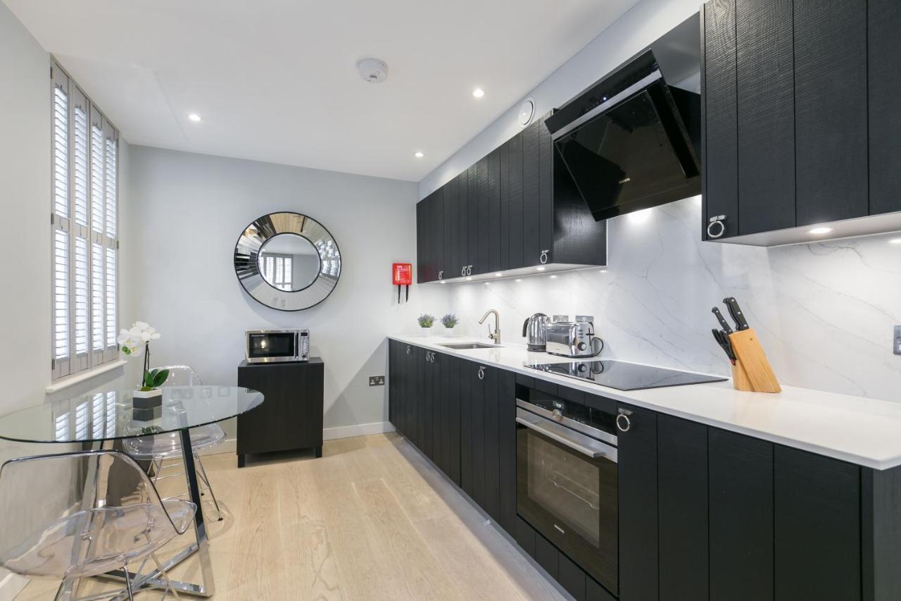 Urban Chic - Wellington Apartment Лондон Екстериор снимка